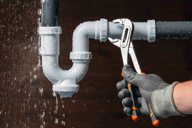 Professional Pipe Repair technician working in Belcamp, MD